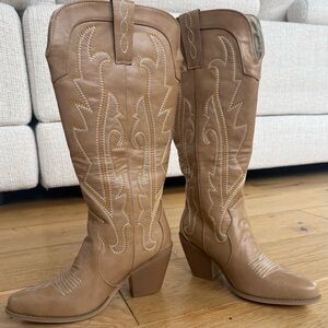NEW without box. Tan Cowboy boots, faux leather, size 34, (about a size 5)